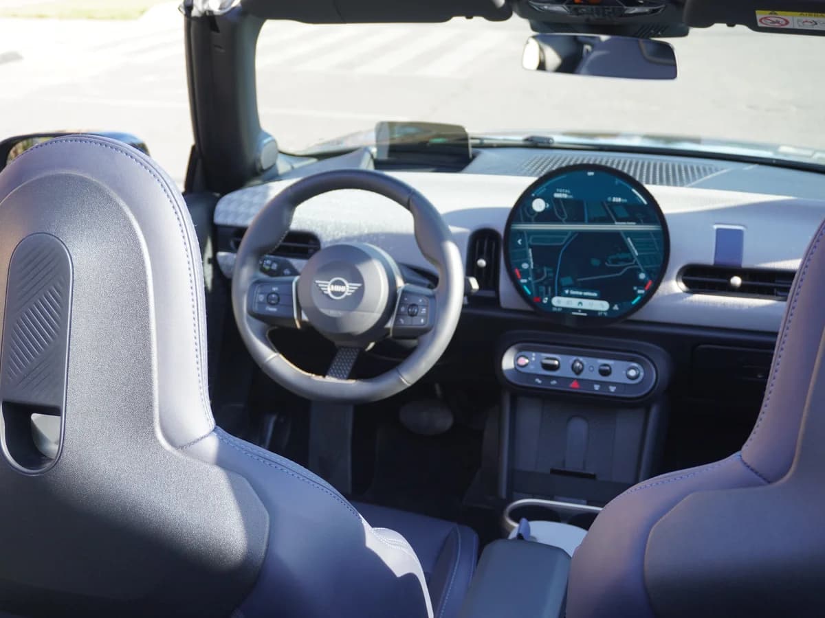 MINI Cooper S 2.0 Cabrio 2.0 Turbo 2025 - Imagen 17