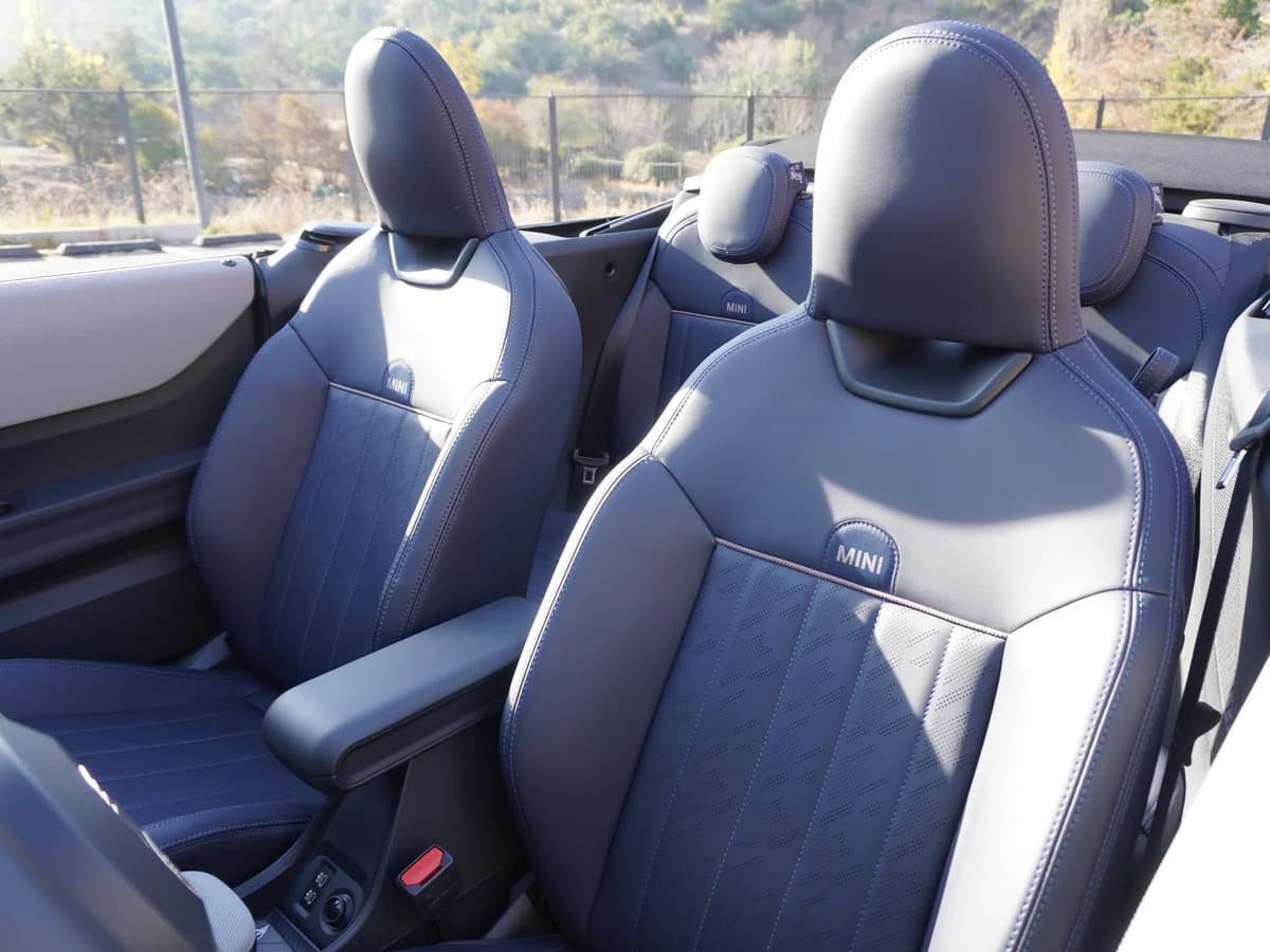 MINI Cooper S 2.0 Cabrio 2.0 Turbo 2025 - Imagen 25