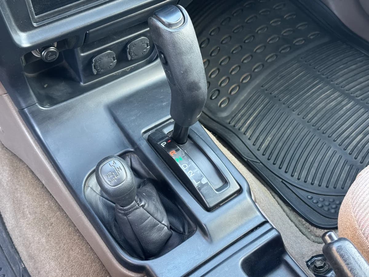 TOYOTA 4 RUNNER 3.4 V6 SR5 2000 - Imagen 16