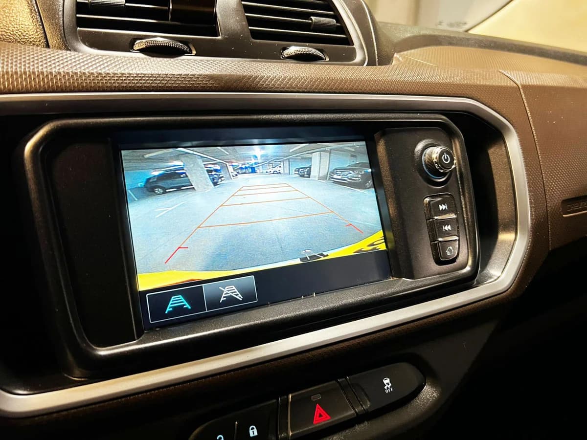 CHEVROLET SPIN LTZ 1.8 PREMIER 1.8 MT 2021 - Imagen 14