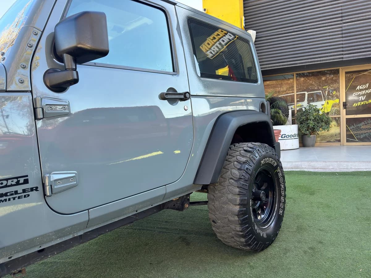 JEEP Wrangler JK Sport 3.6 SPORT 2014 - Imagen 4