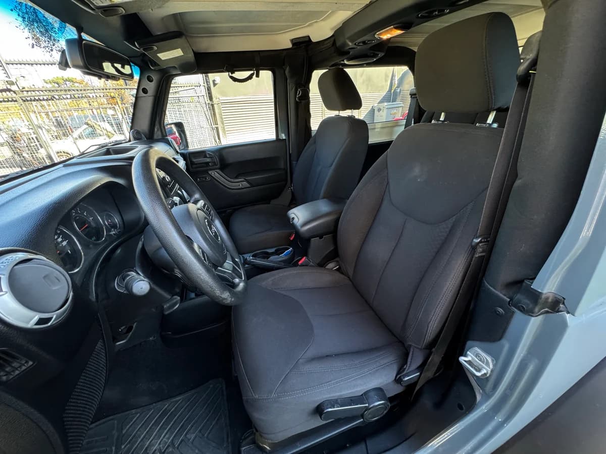 JEEP Wrangler JK Sport 3.6 SPORT 2014 - Imagen 15