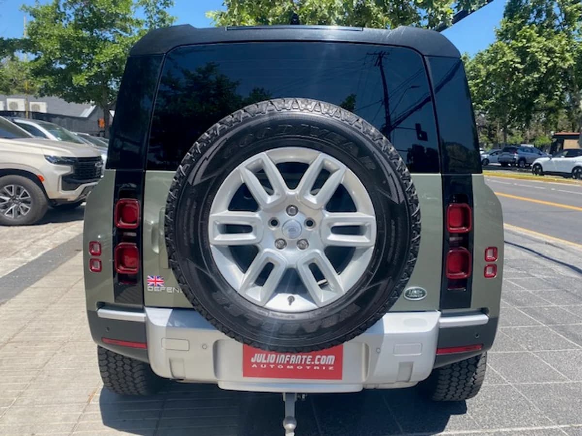 LAND ROVER DEFENDER 90 4x4 3.0 ID 2022 - Imagen 8