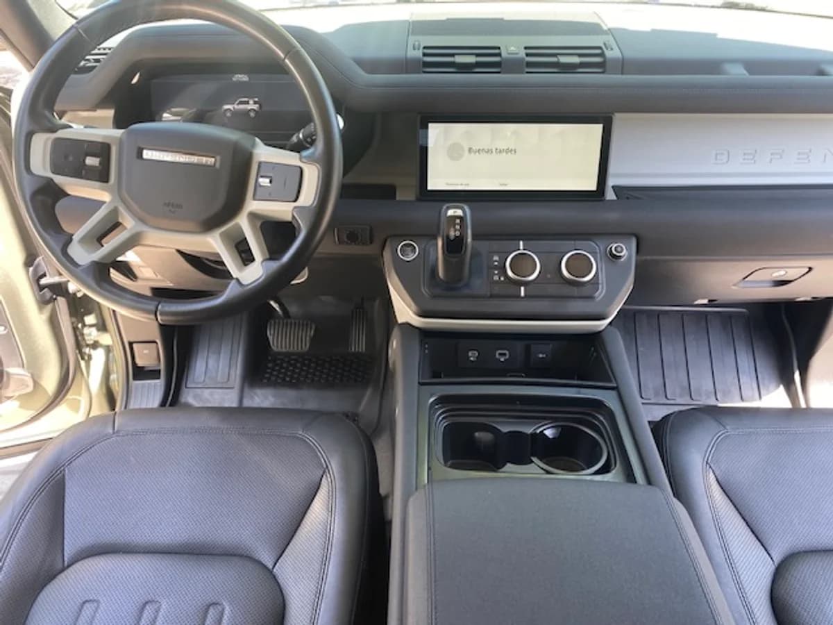 LAND ROVER DEFENDER 90 4x4 3.0 ID 2022 - Imagen 9