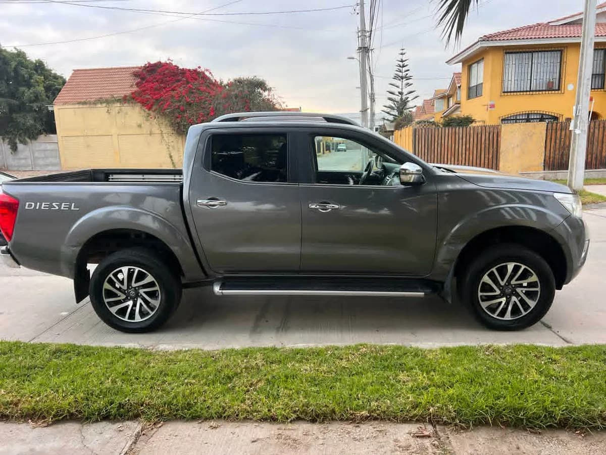 NISSAN NP300 2.3 2018 - Imagen 2