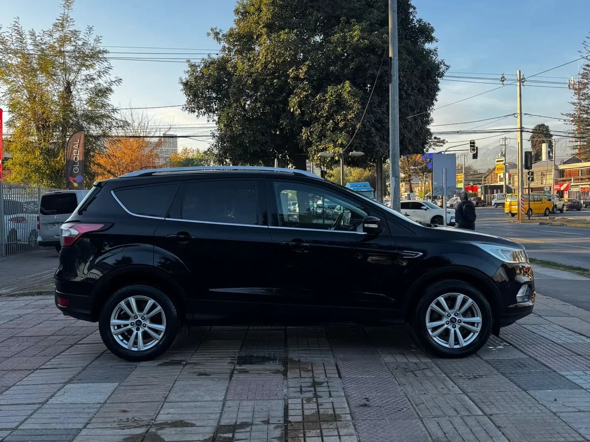 FORD ESCAPE 2.0 AUT 2018 - Imagen 7