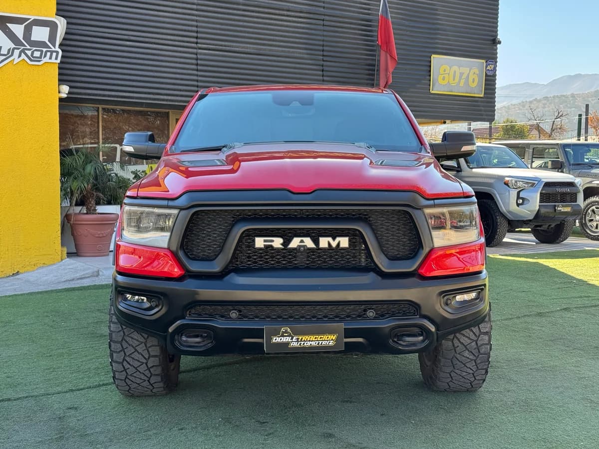 RAM 1500 REBEL CREW DCAB 4X4 5.7 AUT REBEL 2022 - Imagen 2