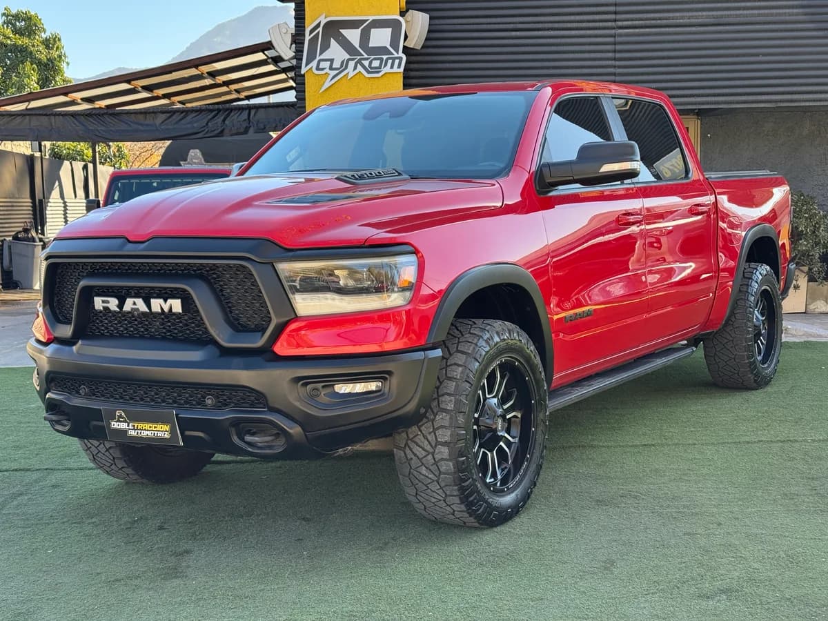 RAM 1500 REBEL CREW DCAB 4X4 5.7 AUT REBEL 2022 - Imagen 3