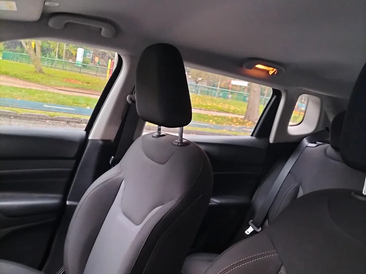 JEEP COMPASS LIMITED 1.3 AUT 1 2022 - Imagen 8