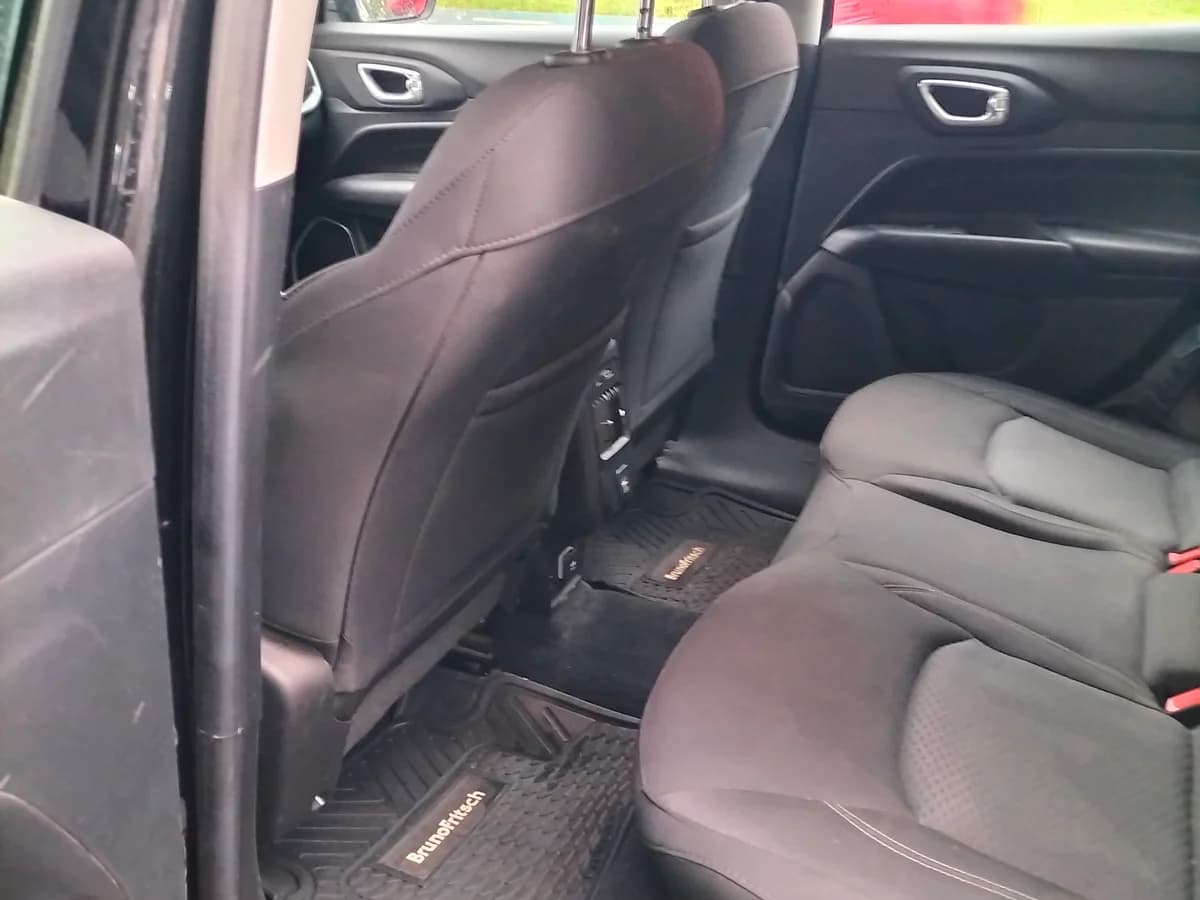 JEEP COMPASS LIMITED 1.3 AUT 1 2022 - Imagen 12