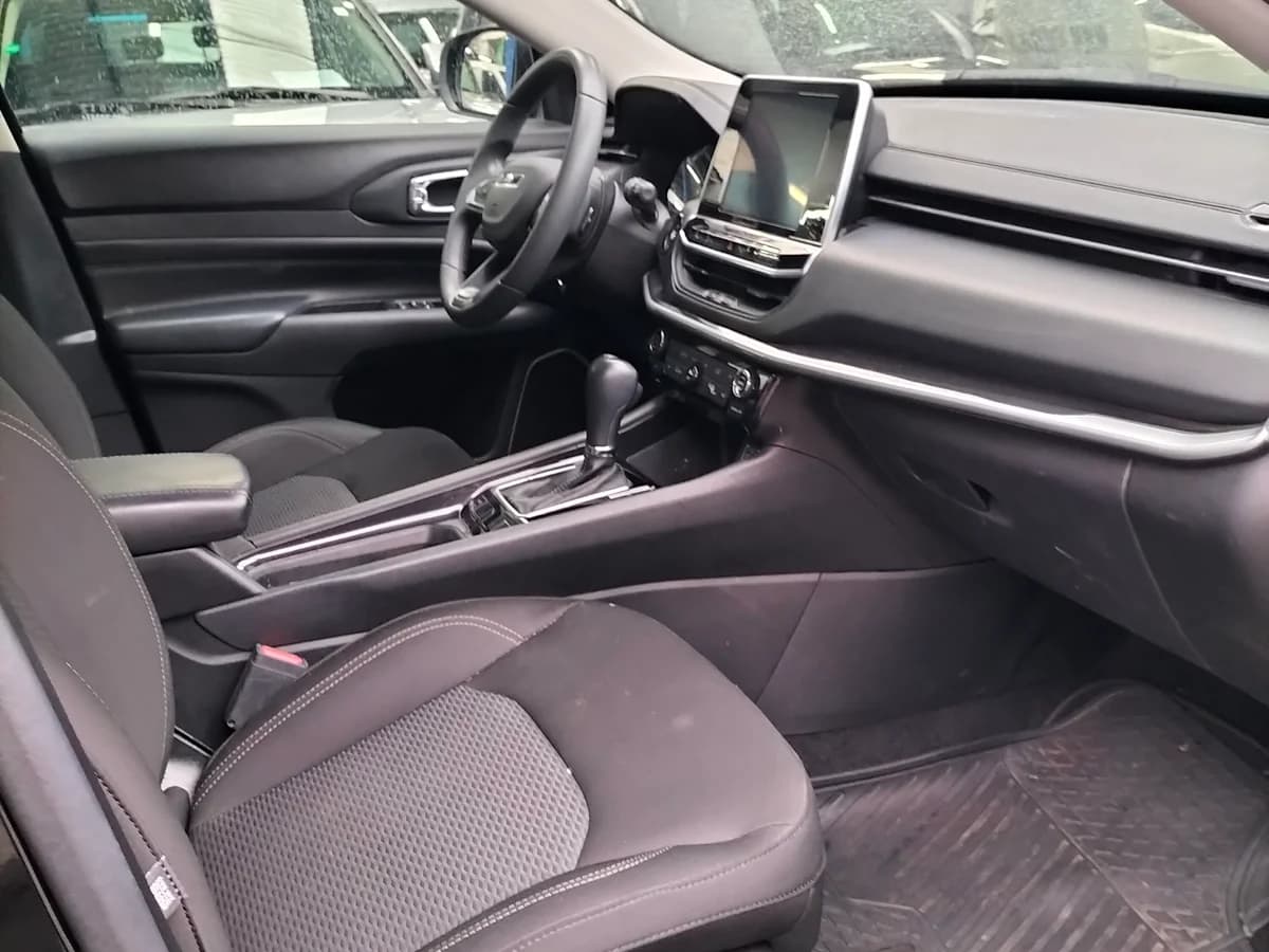 JEEP COMPASS LIMITED 1.3 AUT 1 2022 - Imagen 16