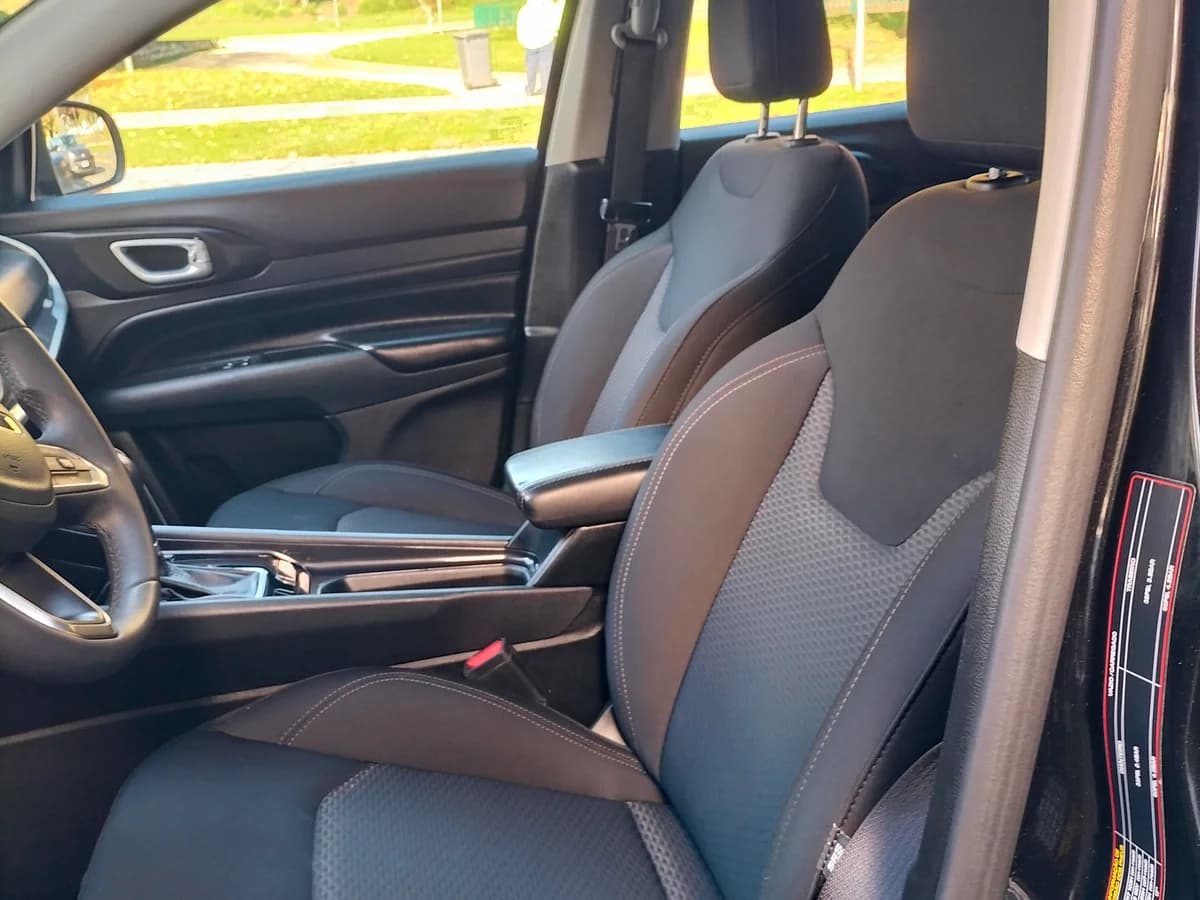 JEEP COMPASS LIMITED 1.3 AUT 1 2022 - Imagen 7
