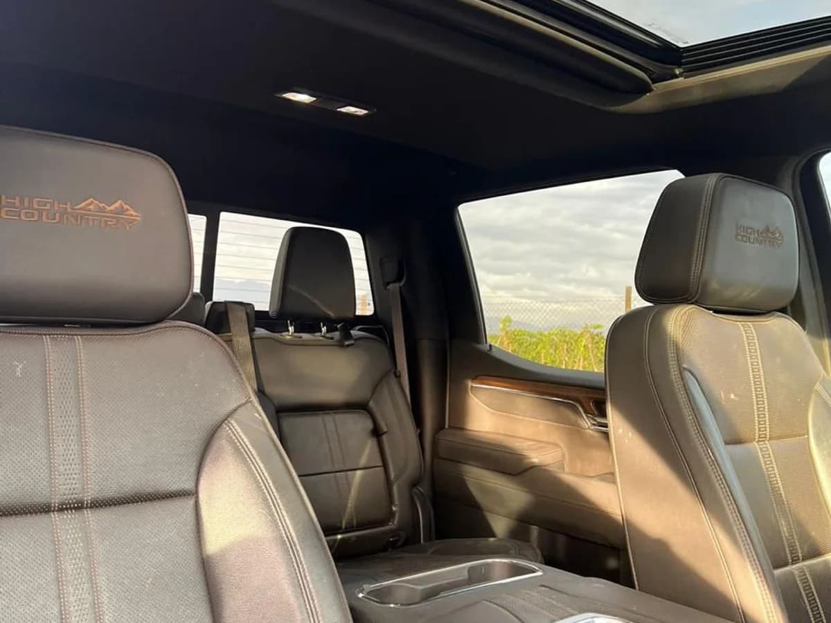 CHEVROLET SILVERADO 4X4 3.0L AUT HIGH COUNTRY DIESEL 2023 - Imagen 6