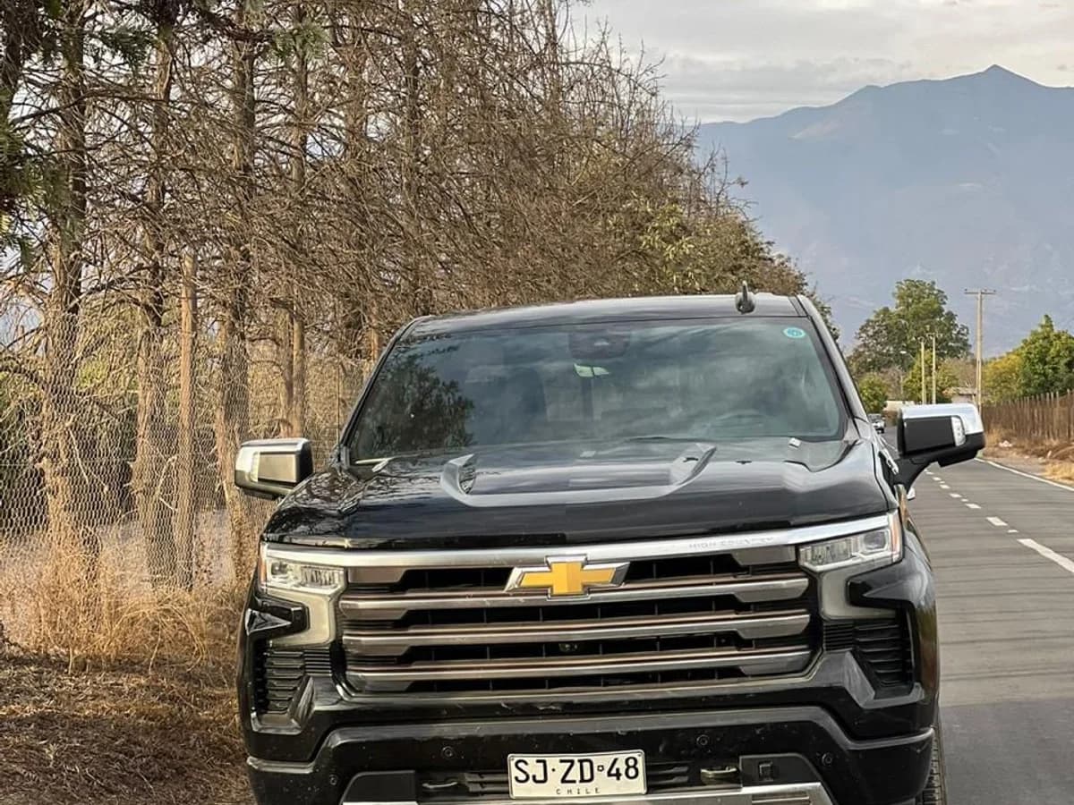 CHEVROLET SILVERADO 4X4 3.0L AUT HIGH COUNTRY DIESEL 2023 - Imagen 7
