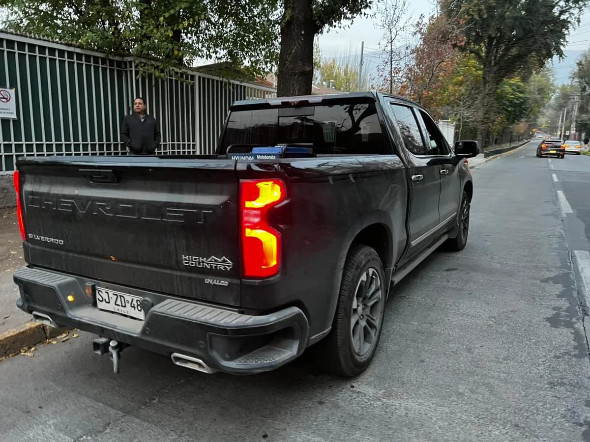 CHEVROLET SILVERADO 4X4 3.0L AUT HIGH COUNTRY DIESEL 2023 - Imagen 21