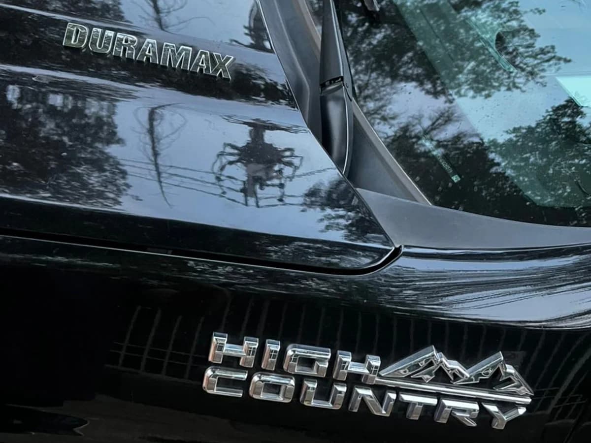 CHEVROLET SILVERADO 4X4 3.0L AUT HIGH COUNTRY DIESEL 2023 - Imagen 3