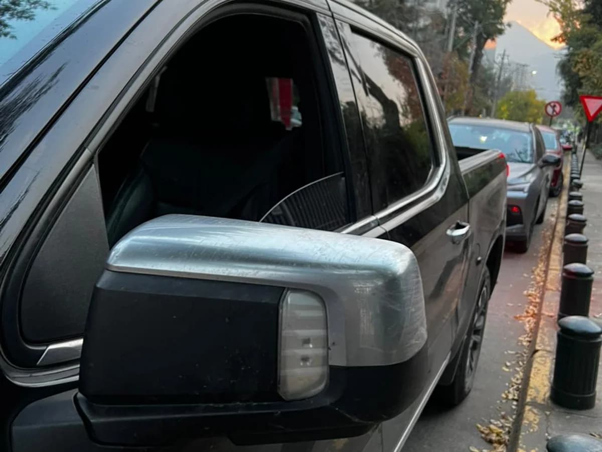 CHEVROLET SILVERADO 4X4 3.0L AUT HIGH COUNTRY DIESEL 2023 - Imagen 23