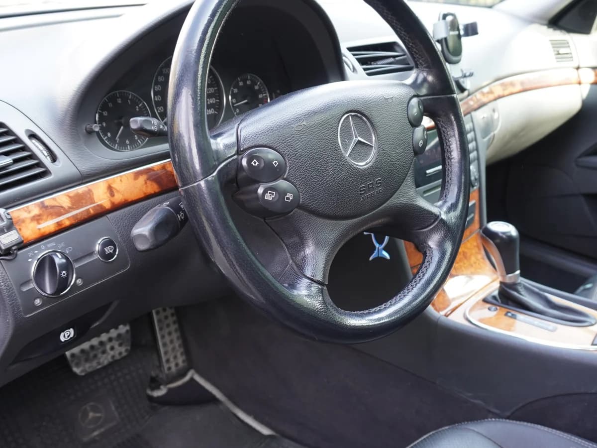 MERCEDES BENZ E 350 Elegance 3.5 V6 AMG 2006 - Imagen 24