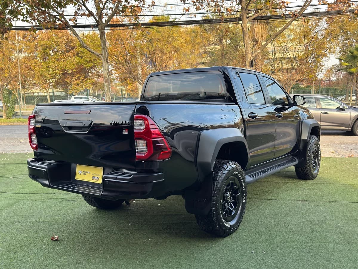 TOYOTA HILUX GR 2.8 GR 2025 - Imagen 7