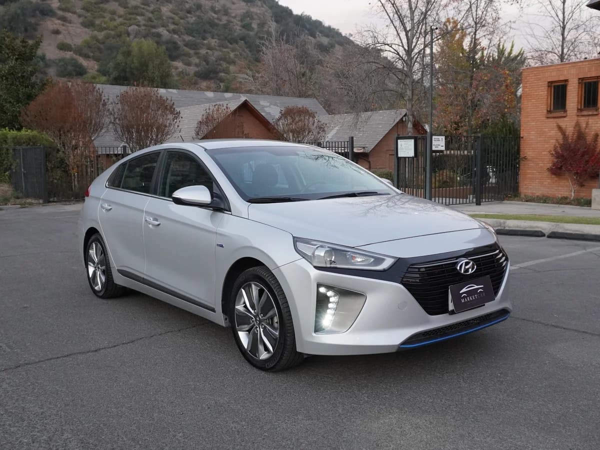 HYUNDAI IONIQ 1.6 GDI HÍBRIDO AE 2020 - Imagen 3