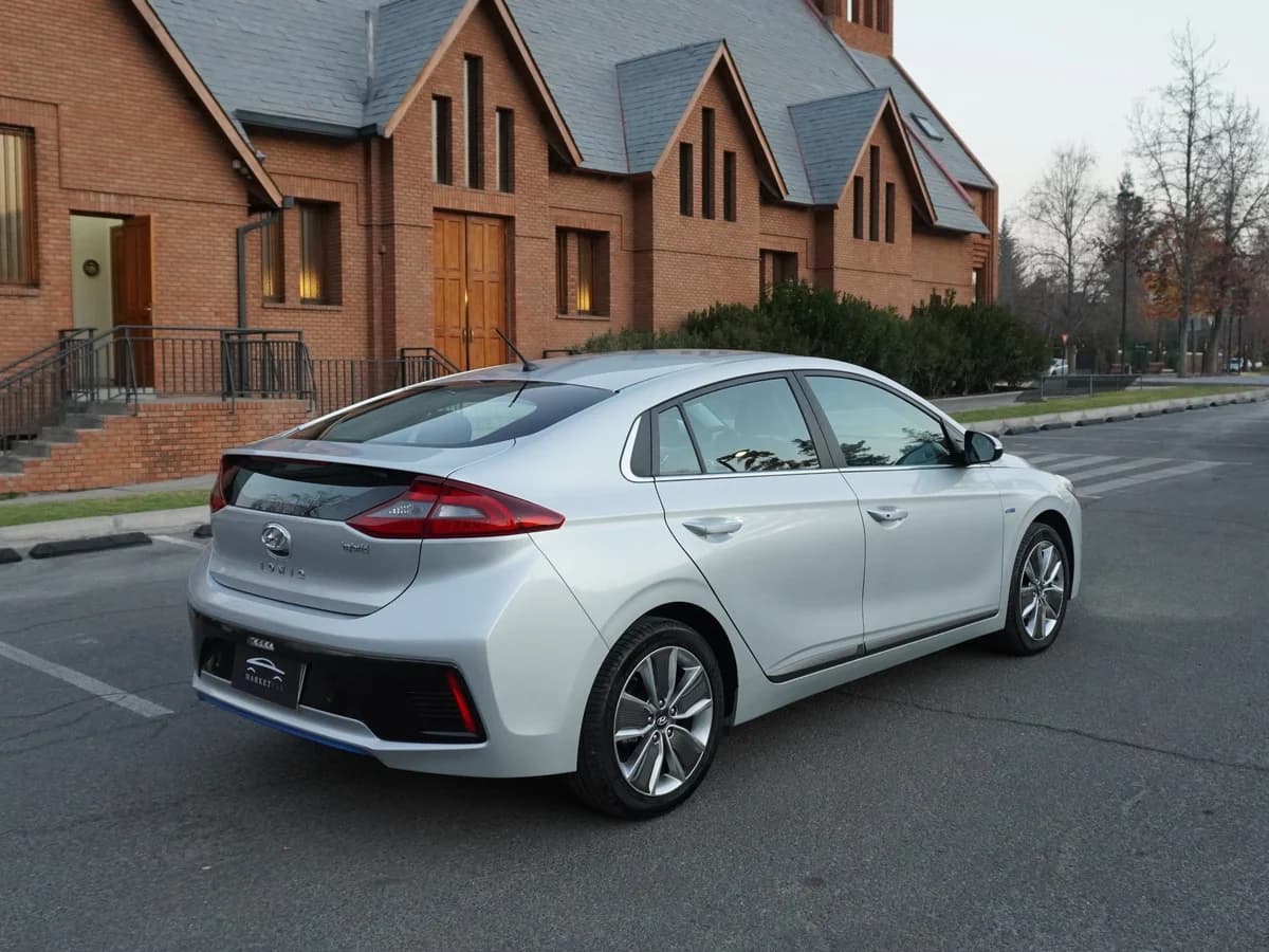 HYUNDAI IONIQ 1.6 GDI HÍBRIDO AE 2020 - Imagen 5