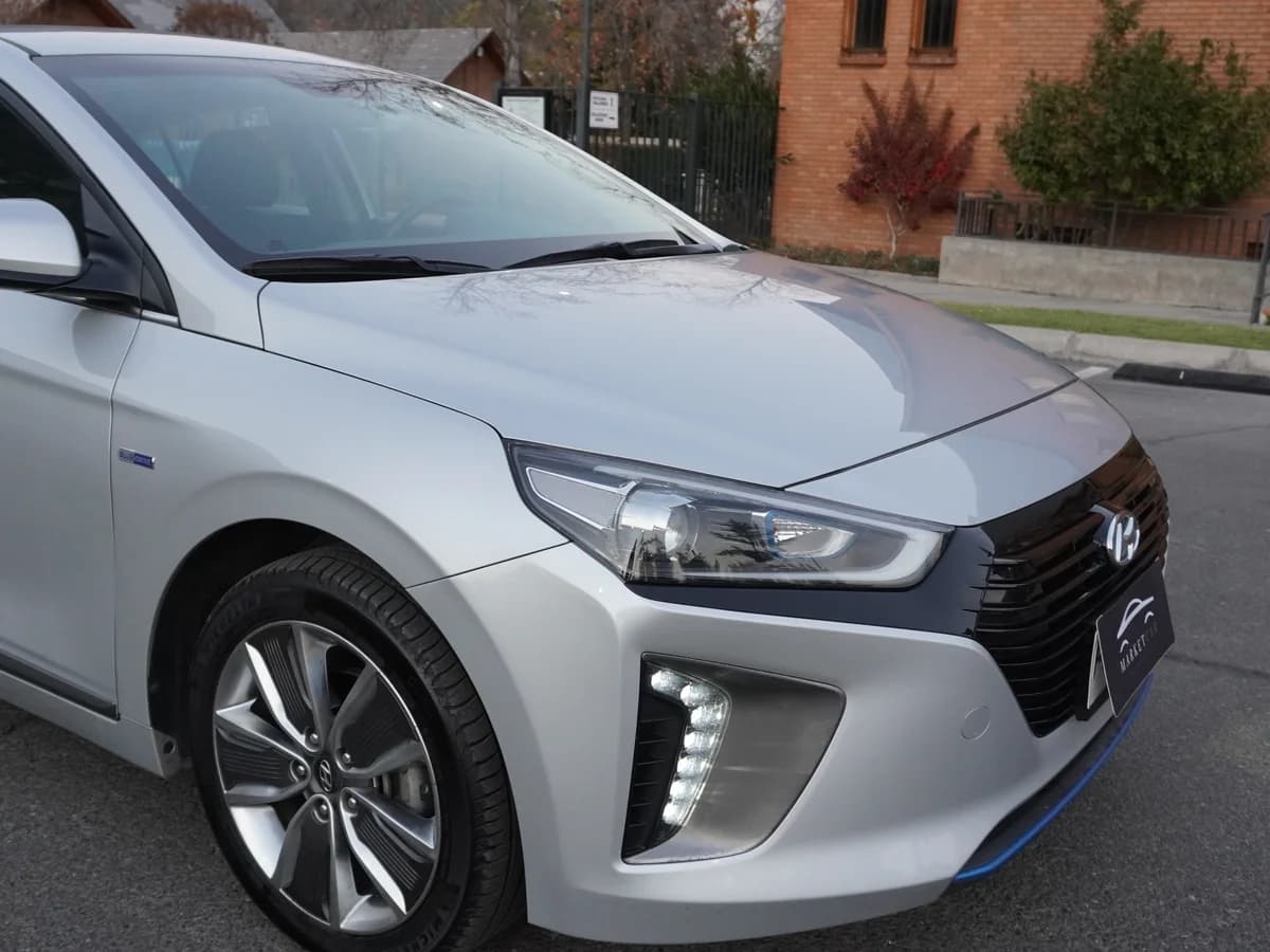 HYUNDAI IONIQ 1.6 GDI HÍBRIDO AE 2020 - Imagen 11
