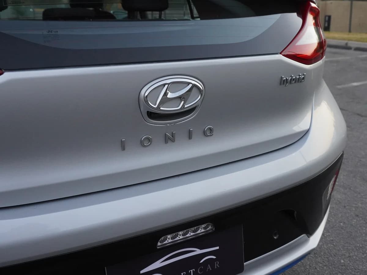 HYUNDAI IONIQ 1.6 GDI HÍBRIDO AE 2020 - Imagen 14
