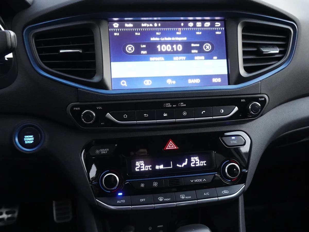 HYUNDAI IONIQ 1.6 GDI HÍBRIDO AE 2020 - Imagen 24