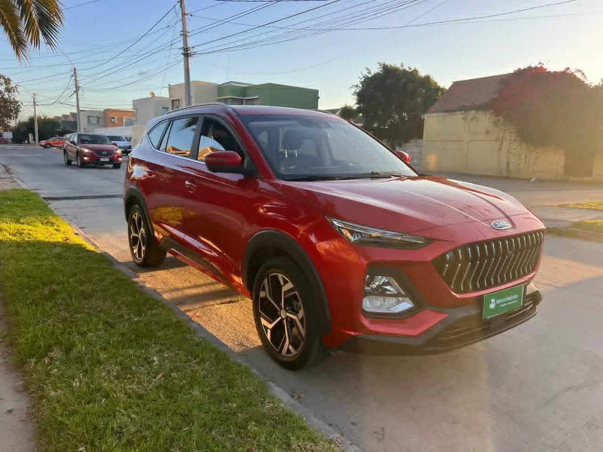 JAC JS8 LUXURY 1.5 AT 2024 - Imagen 2