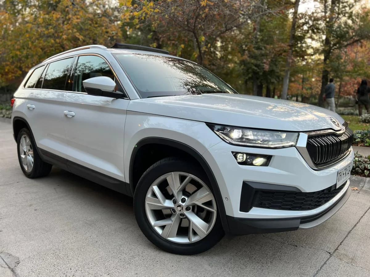 SKODA KODIAQ 2.0L TSI 4x4 180HP AT DSG STYLE . 2024 - Imagen 1