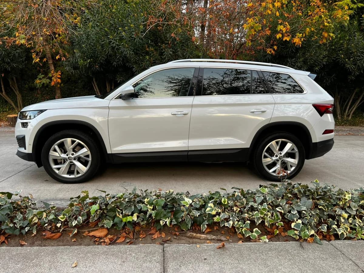 SKODA KODIAQ 2.0L TSI 4x4 180HP AT DSG STYLE . 2024 - Imagen 6