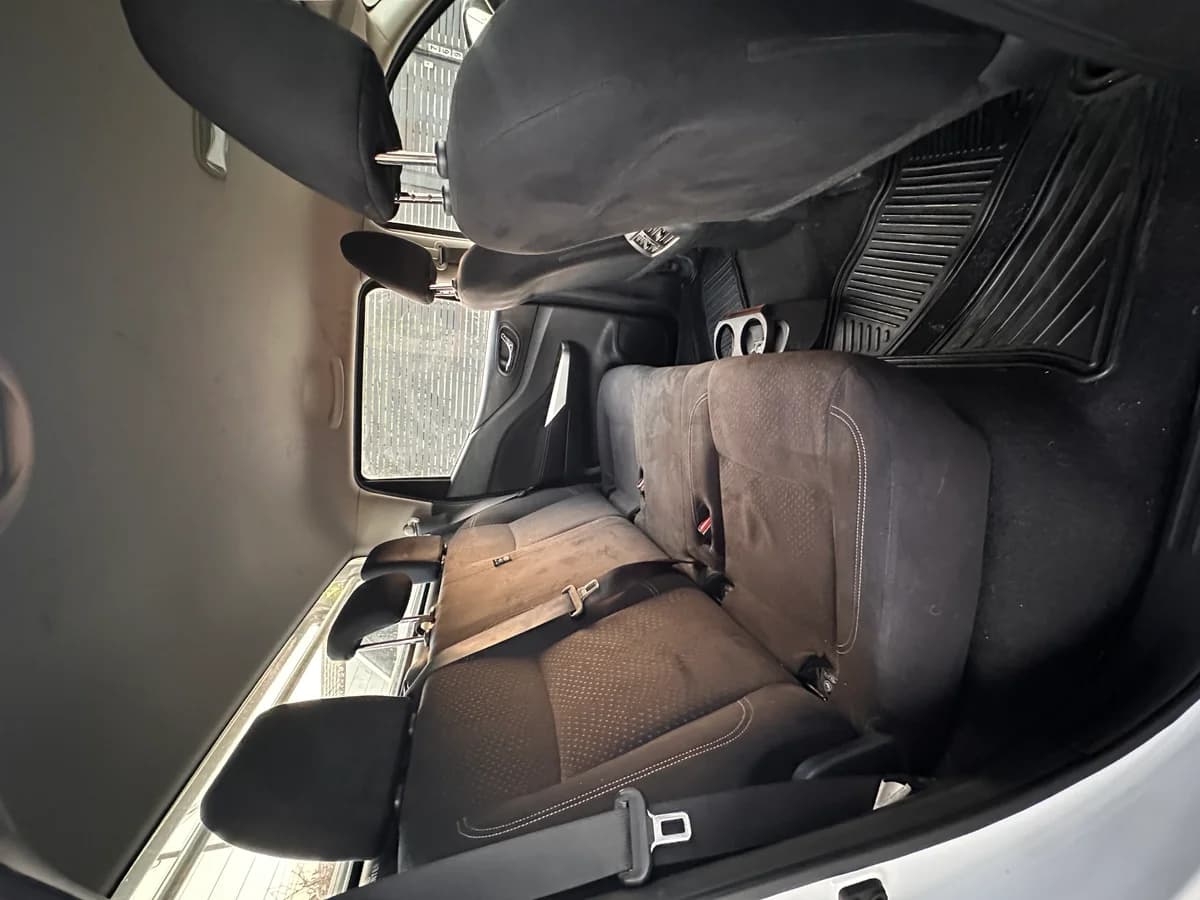 NISSAN NP300 4x2 2021 - Imagen 10