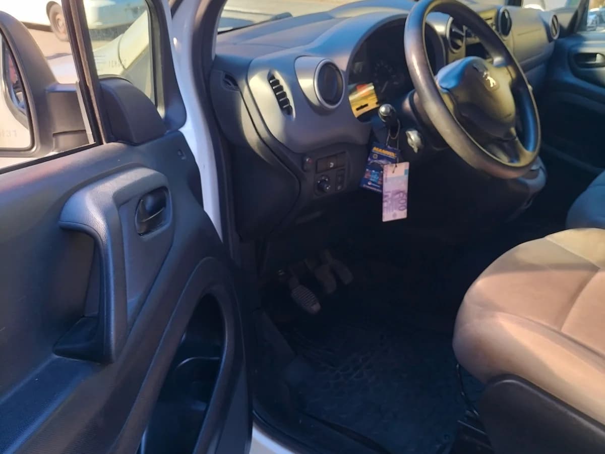 PEUGEOT PARTNER HDI 1.6 1 2014 - Imagen 8