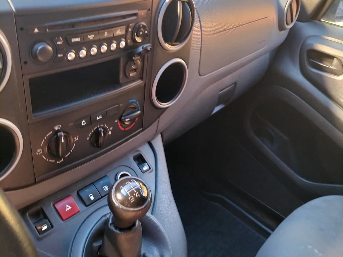 PEUGEOT PARTNER HDI 1.6 1 2014 - Imagen 10