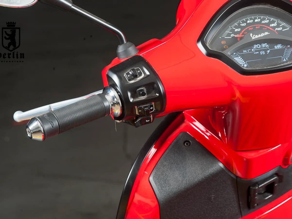 VESPA GTS 300 CC 2.5 SDX TT MT DIESEL 4X4 2025 - Imagen 15