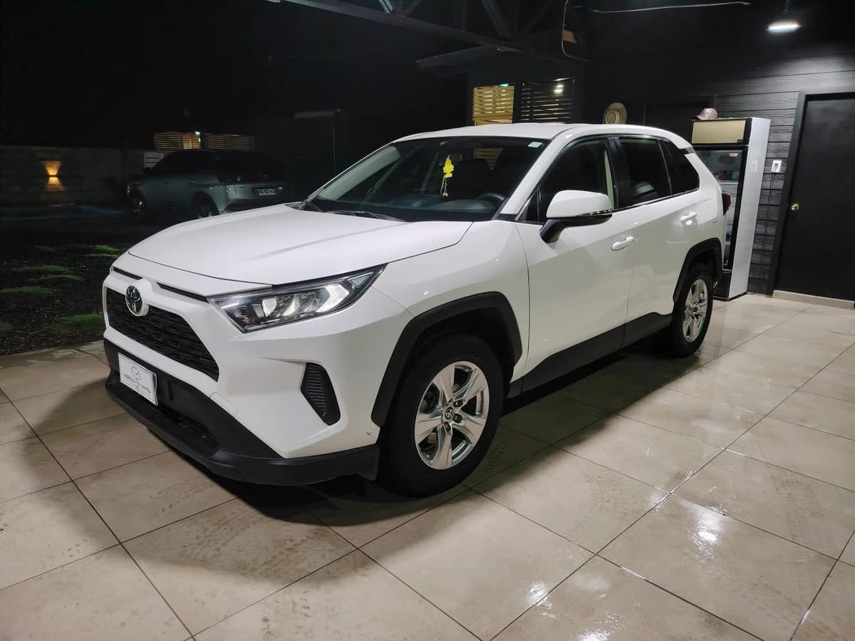 TOYOTA RAV 4 2.0 2.0 4x2 MT 2020 - Imagen 15