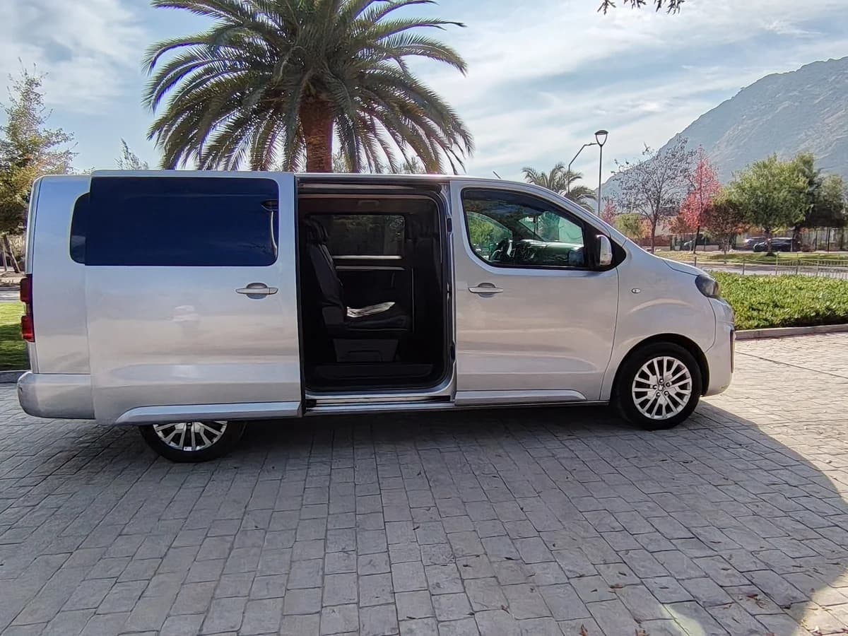 PEUGEOT Traveller BLUEHDI 2019 - Imagen 13