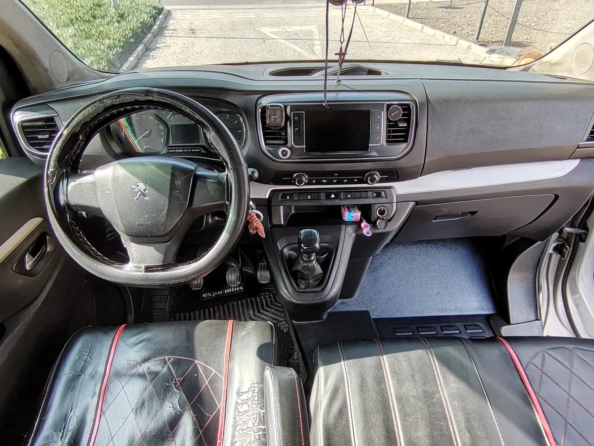 PEUGEOT Traveller BLUEHDI 2019 - Imagen 16