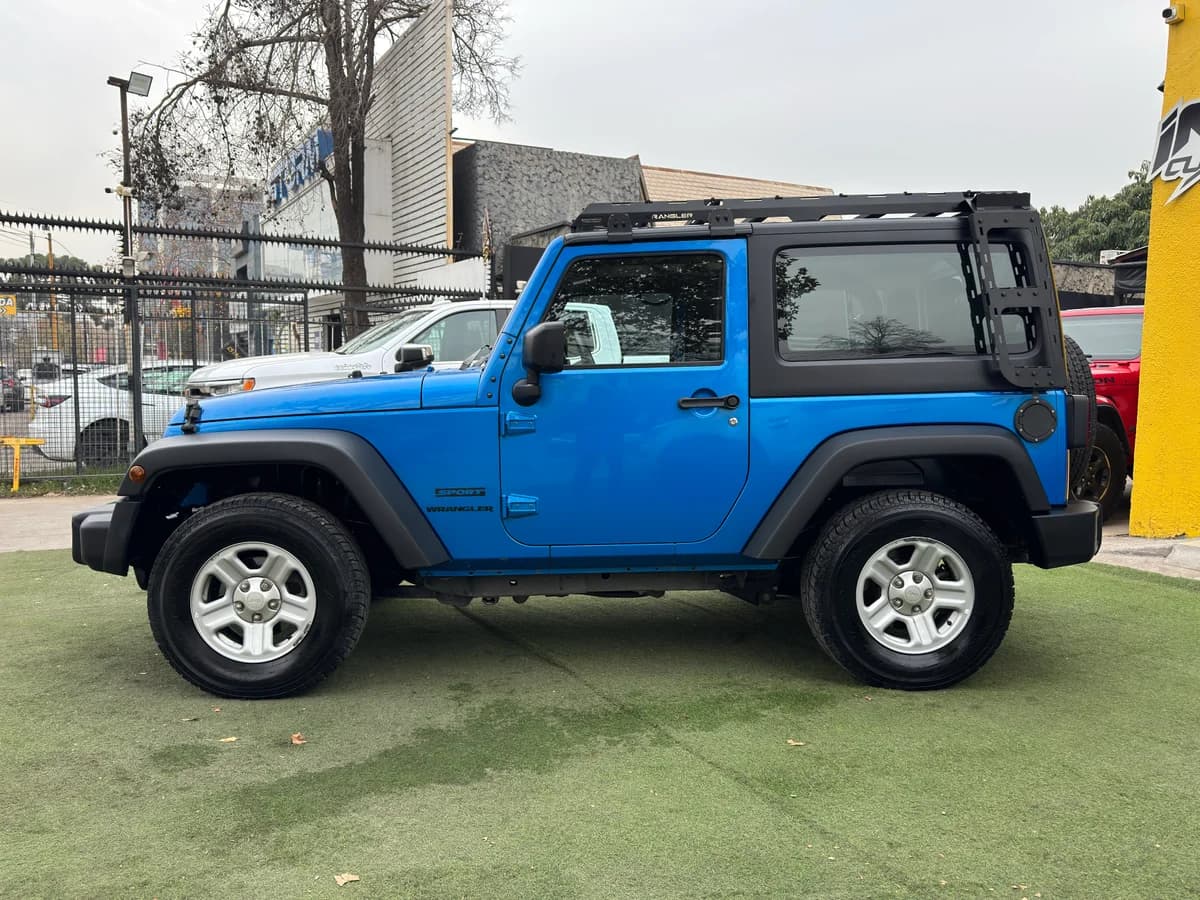 JEEP WRANGLER SPORT 2.8 AUT CRD 2015 - Imagen 4