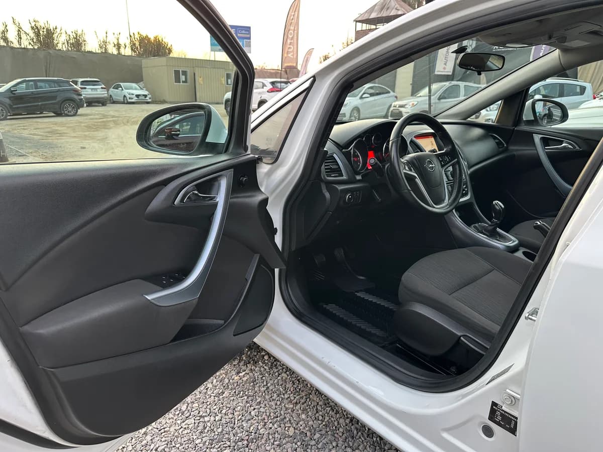 OPEL ASTRA HB 1.6 TURBO ENJOY R HB 1.6 TURBO ENJOY R 2015 - Imagen 11