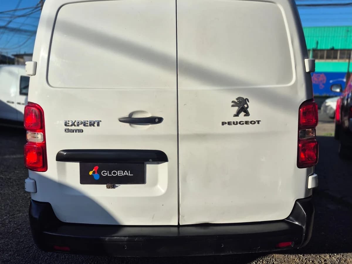 PEUGEOT EXPERT HDI 2.0 2.0 PREMIUM DIESEL 4X2 FURGON 150HP MT 5P 2021 - Imagen 2