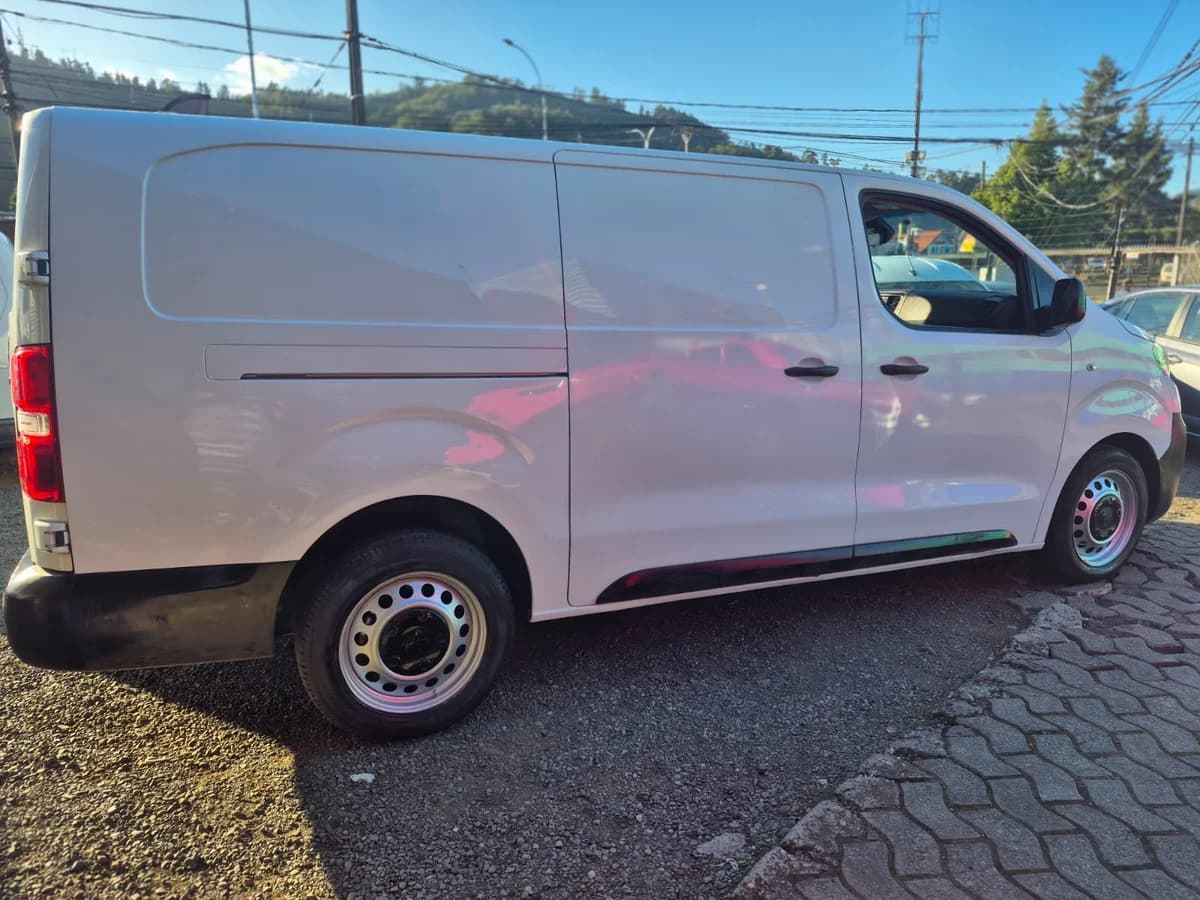 PEUGEOT EXPERT HDI 2.0 2.0 PREMIUM DIESEL 4X2 FURGON 150HP MT 5P 2021 - Imagen 5