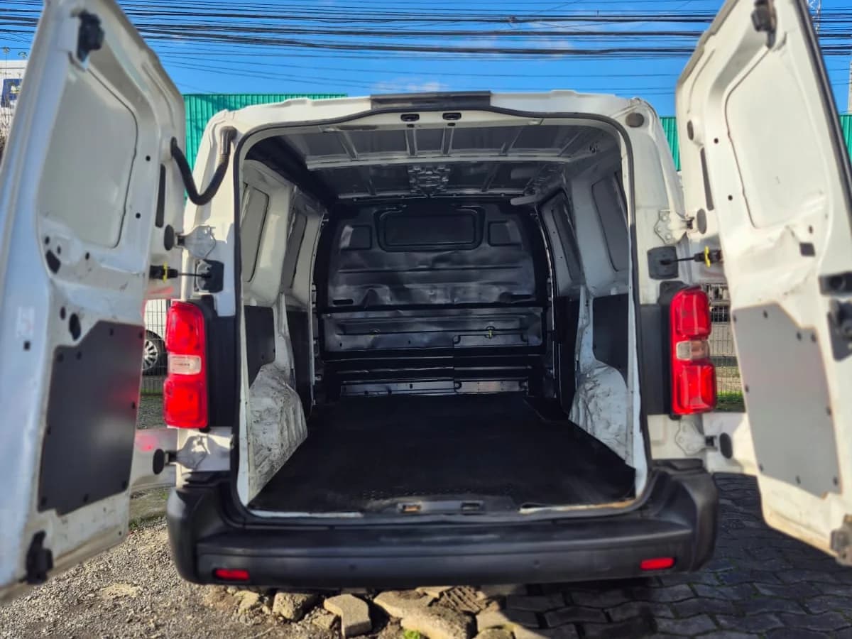 PEUGEOT EXPERT HDI 2.0 2.0 PREMIUM DIESEL 4X2 FURGON 150HP MT 5P 2021 - Imagen 14