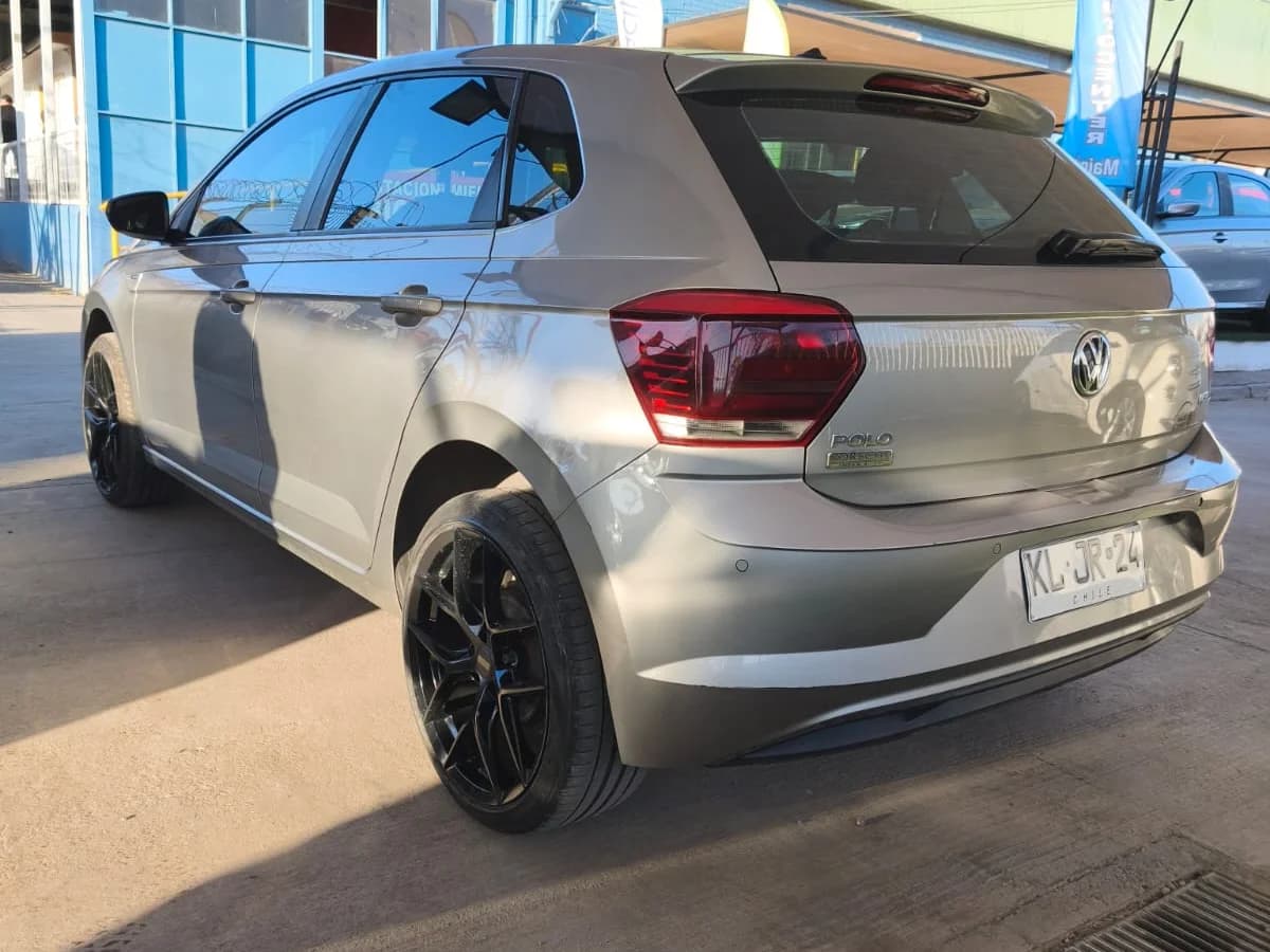 VOLKSWAGEN POLO 1.6 CONFORTLINE 4X2 MT 4P 2018 - Imagen 2