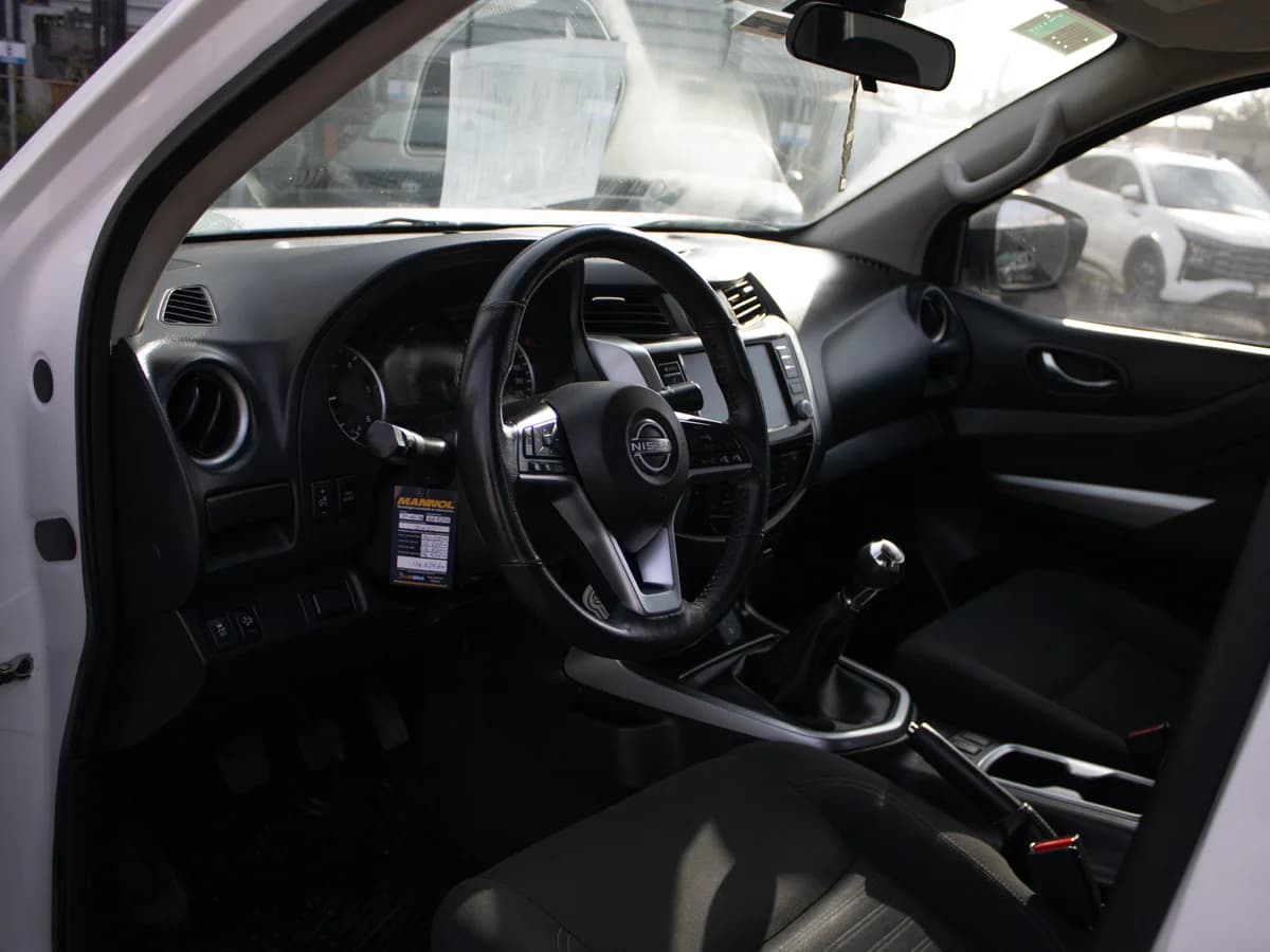 NISSAN navara D CAB 2.3 2023 - Imagen 8