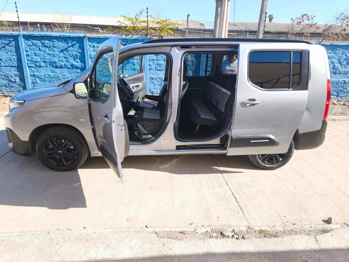 CITROEN BERLINGO K9 1.6 1.5 M BLUEHDI 100 BVM6 MT DIESEL MULTISPACE 2025 - Imagen 8
