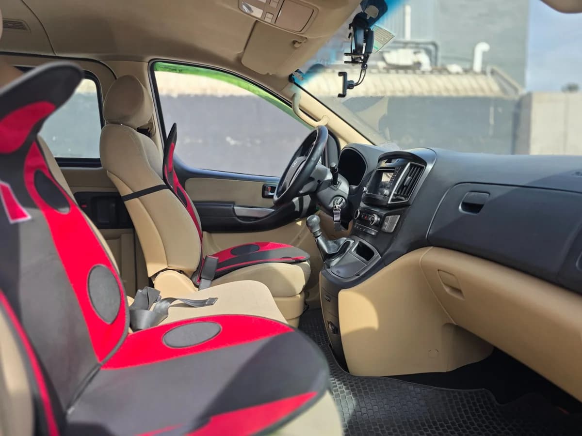 HYUNDAI H1 FG CRDI GL 2.5 MEC 2019 - Imagen 5
