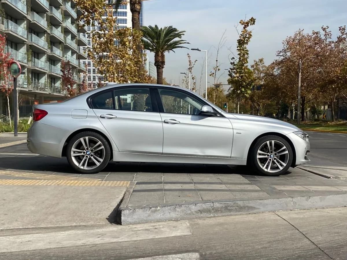 BMW 320I 2.0 AT Limousine 2017 - Imagen 4