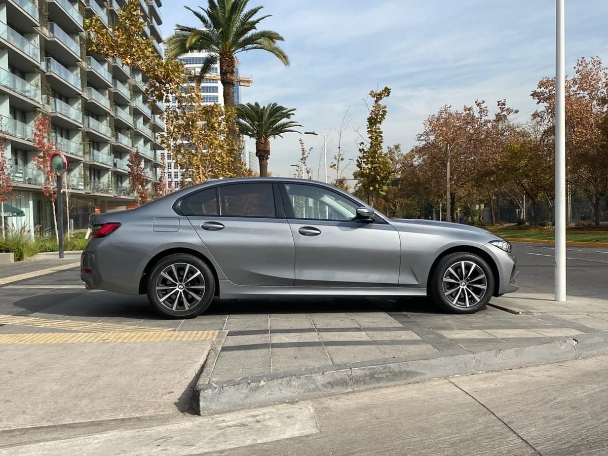 BMW 320I Urban 2023 - Imagen 7