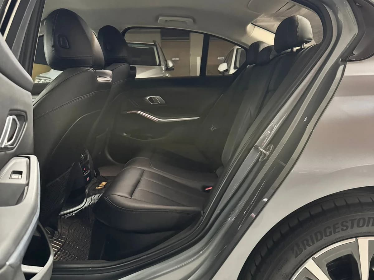 BMW 320I Urban 2023 - Imagen 11